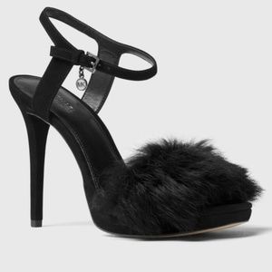 Michael Kors Faye Fur Sandal Suede Black Silver Charm Ankle Strap Size 6.5